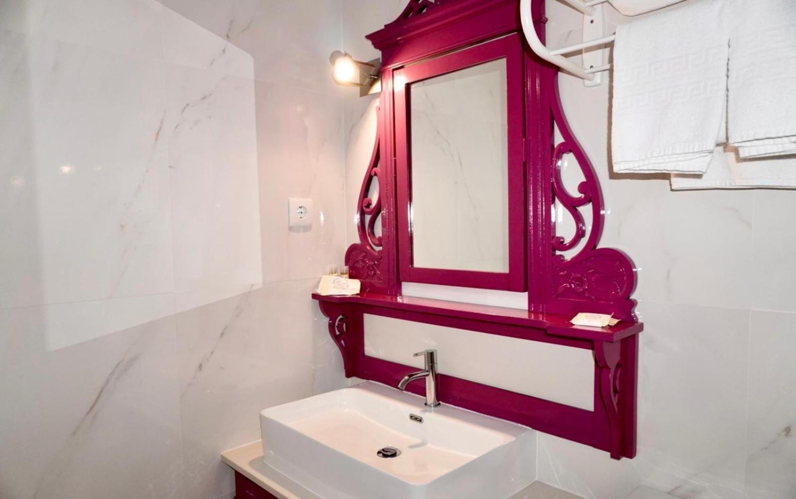 Lux'Otel City Lodge Barcelos Zewnętrze zdjęcie